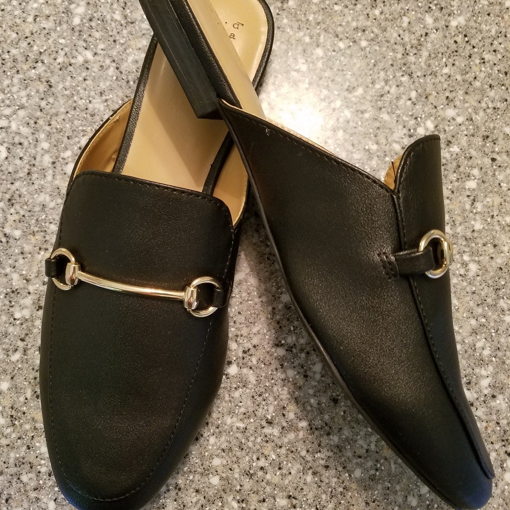 A New Day Kona mules